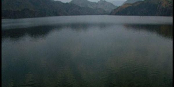 دانلود مستند دریاچه ی قاتل از مجموعه دانستنی های جهان
