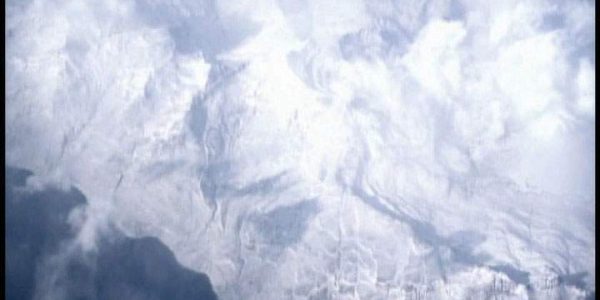 دانلود مستند زمین یخ زده از مجموعه دانستنی های جهان