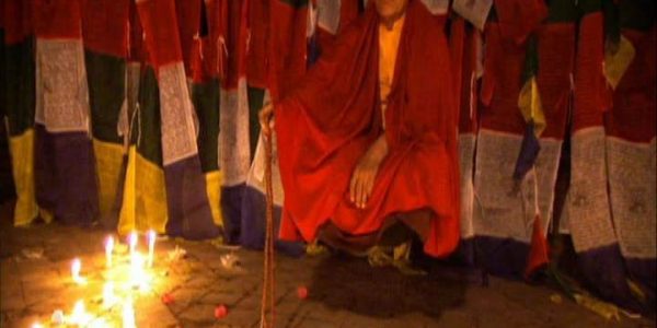 دانلود مستند راهب جادوگر در نپال از مجموعه انسان های شگفت اور