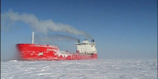 دانلود مستند کشتی یخ شکن از مجموعه ابر سازه ها