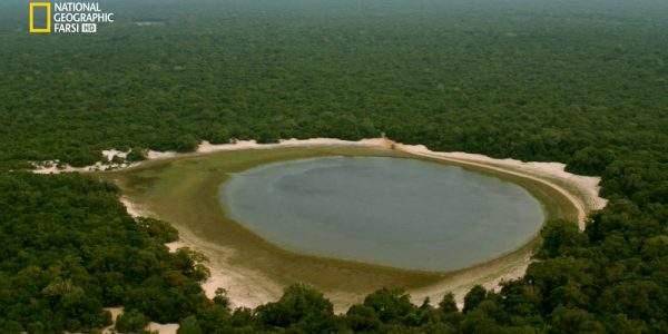 دانلود مستند سرزمین دریاچه ها از مجموعه حیات وحش سریلانکا