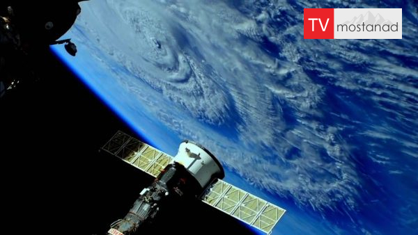 HurricaneMan – 4 دانلود مستند مرد طوفانی - 4 از مجموعه مرد طوفانی با دوبله شبکه منوتو