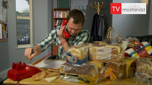 Mold apple دانلود مستند کپک ، سیب از مجموعه دنیای ناشناخته خوراکی ها با دوبله شبکه منوتو