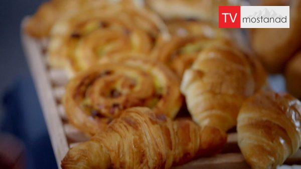 Inside the Factory French Cake دانلود مستند کیک فرانسوی از مجموعه پشت درهای کارخانه با دوبله شبکه منوتو