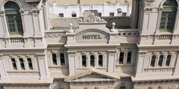 دانلود مستند شگفت انگیزترین هتل ها - 7 از مجموعه شگفت انگیزترین هتل ها با دوبله شبکه منوتو