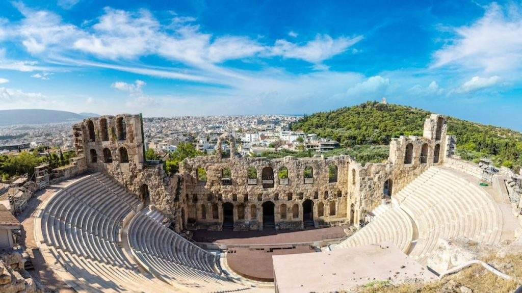 کولسیوم محل برگزاری تئاتر یونان باستان