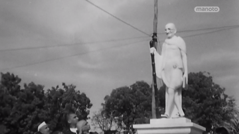 دانلود مستند گاندی از مجموعه ویژه برنامه با دوبله شبکه من و تو